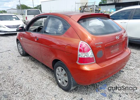 2008 Hyundai Accent Gs from USA, damaged, VIN KMHCM36C08U105187